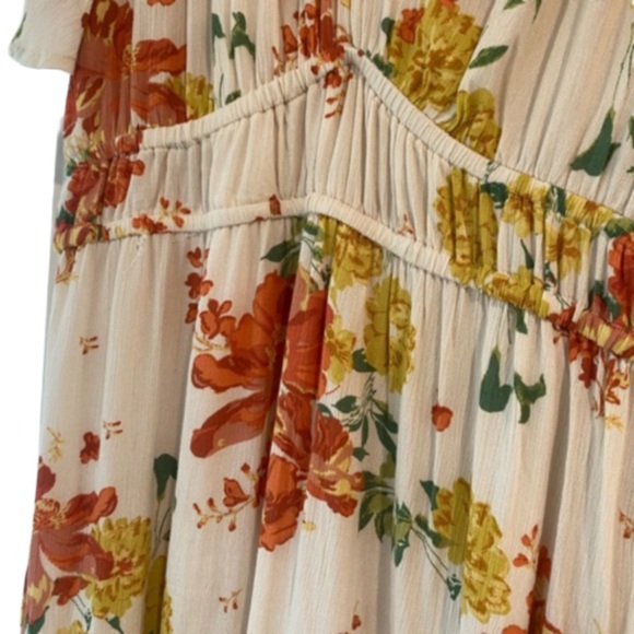 Size large women’s dress - Picture 3 of 3